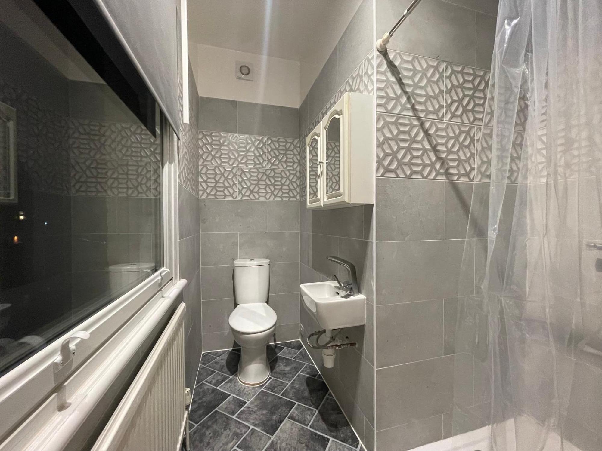 Room With Private Bathroom And Shared Kitchen London Kültér fotó
